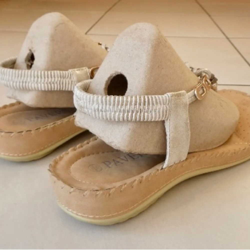 PAVERS
Ladies Leather Toe Post Sandals Metallic Cream UK6 - Picture 9 of 11